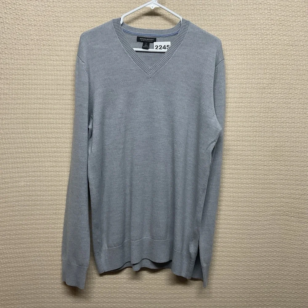 Banana Republic Men's V Neck Sweater Tall Large 100% Merino Extra Fine Wool Gray